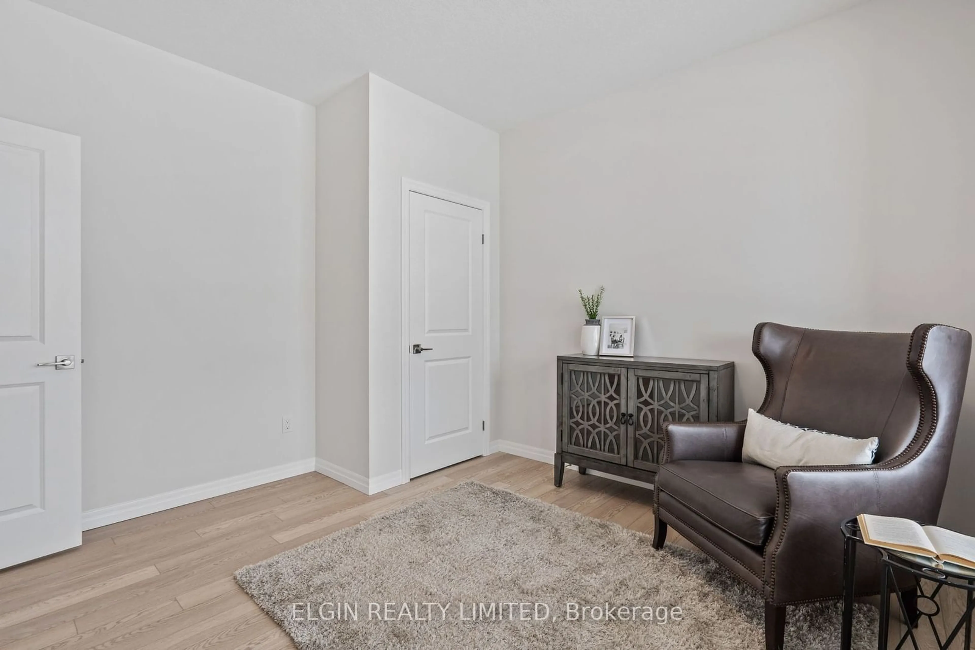 Indoor entryway for 15 Berardi Cres, South-West Oxford Ontario N0J 1N0