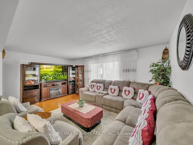 Additional property image - 11 Grand River Blvd Unit 21