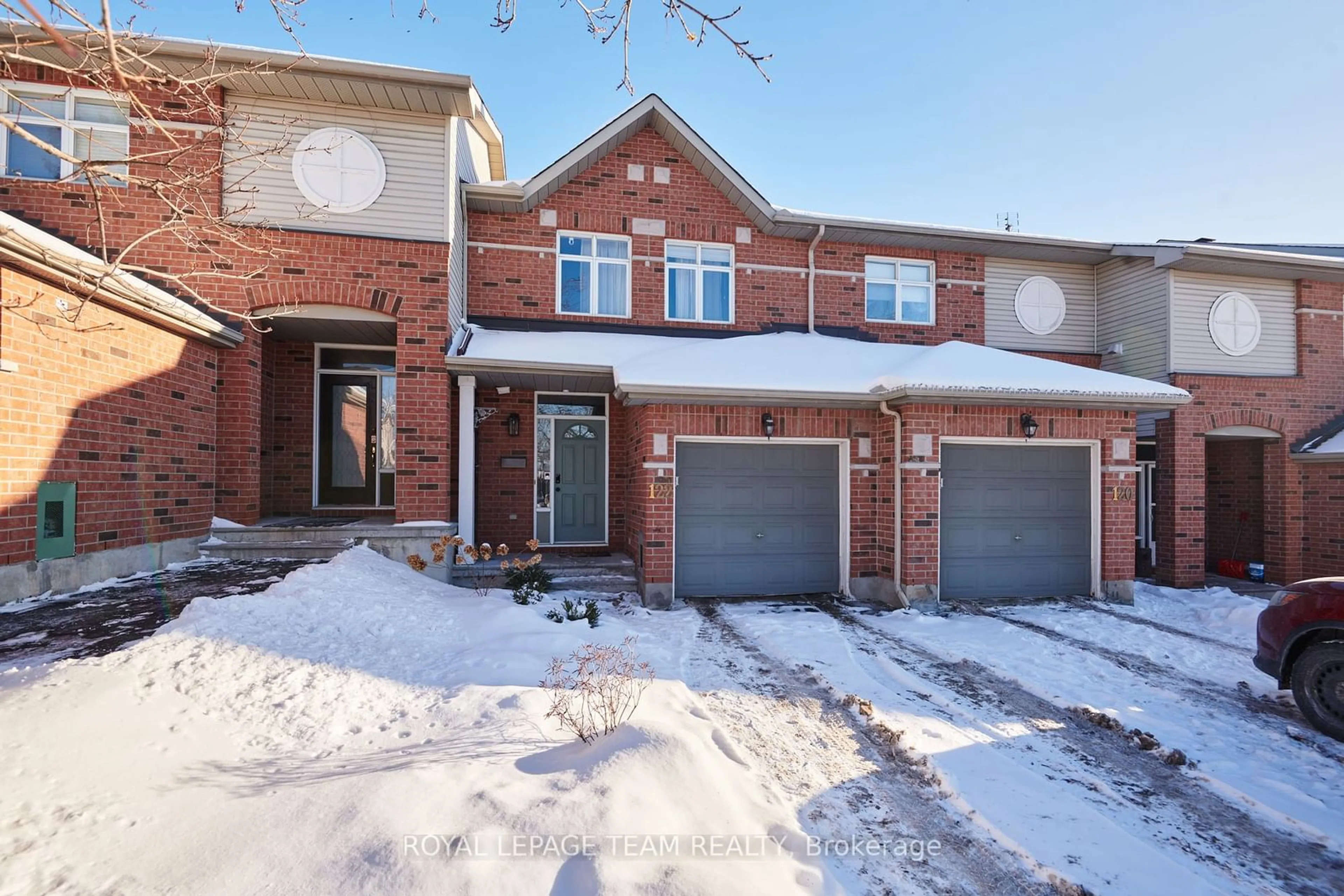 Home with brick exterior material, street for 122 Kimberwick Cres, Hunt Club - Windsor Park Village and Area Ontario K1V 1K7