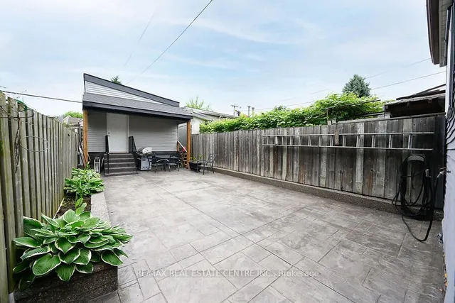 Additional image 36 of 161 Oak Ave