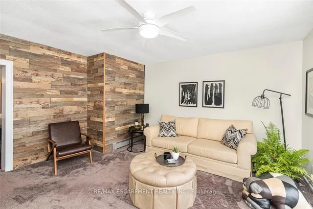 Additional property image - 865 Queensdale Ave