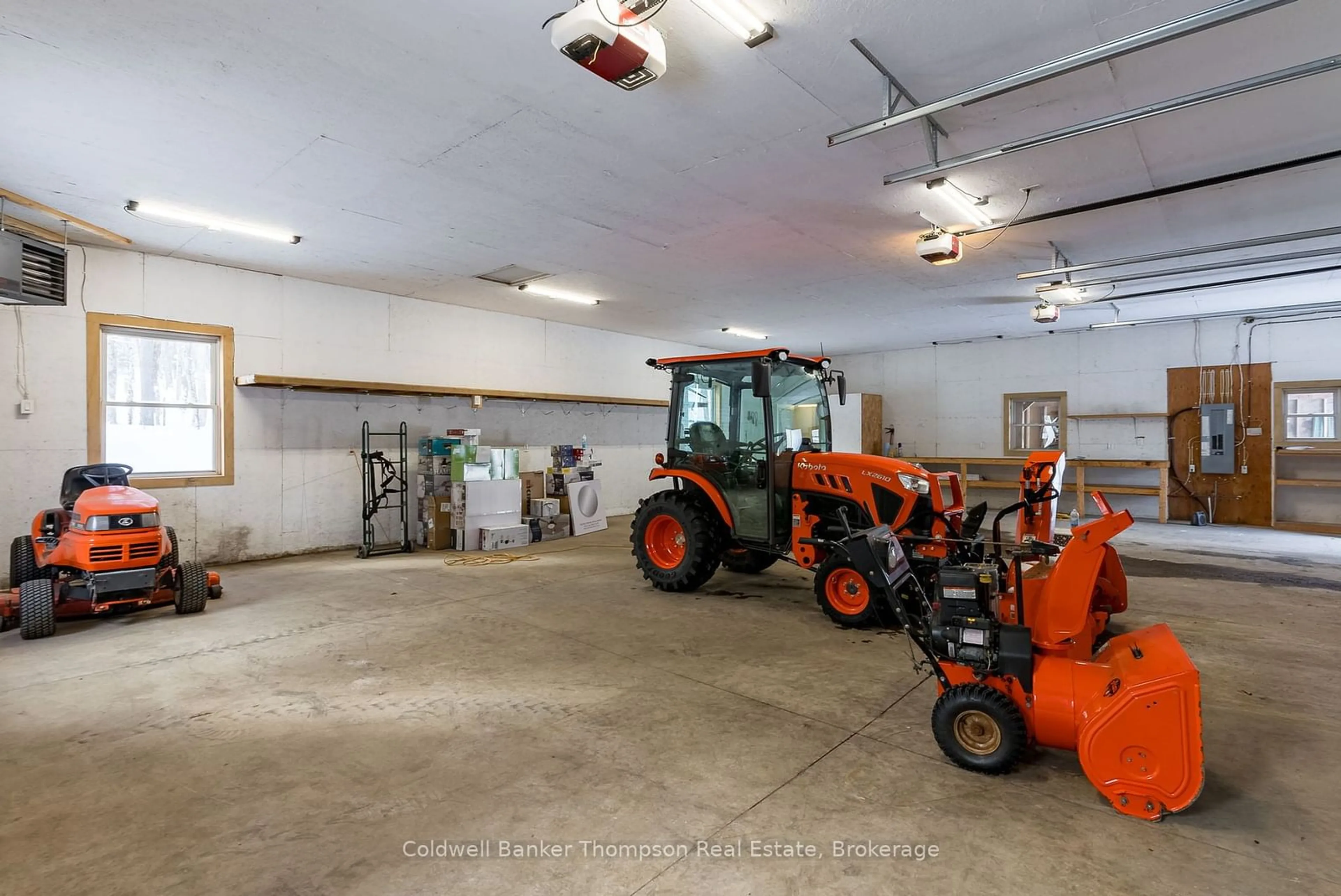 Indoor garage for 291 Mineral Springs Rd, Huntsville Ontario P1H 2N5