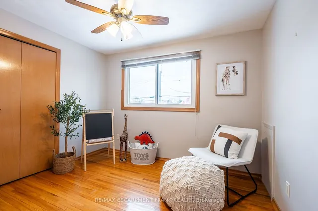 Additional property image - 83 Mountbatten Dr