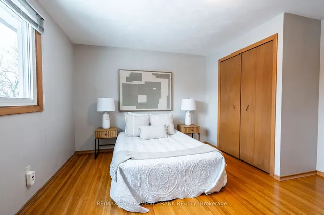 Additional property image - 83 Mountbatten Dr