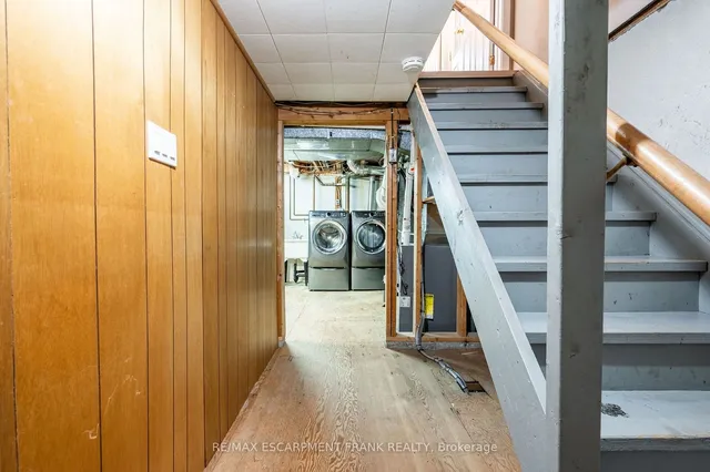 Additional property image - 83 Mountbatten Dr