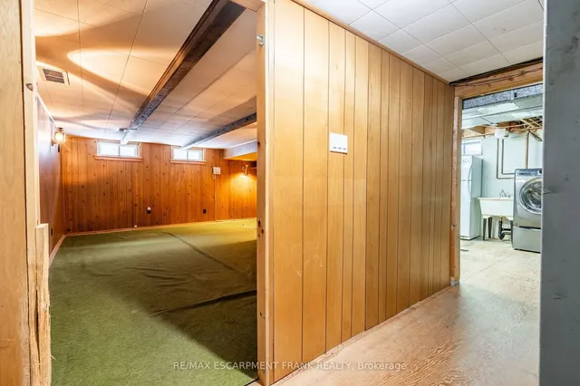 Additional property image - 83 Mountbatten Dr