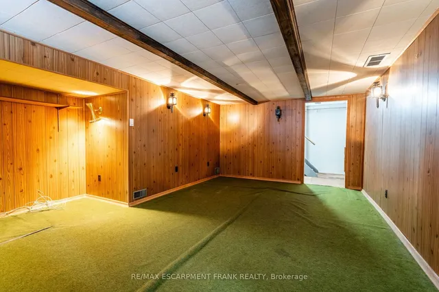 Additional property image - 83 Mountbatten Dr