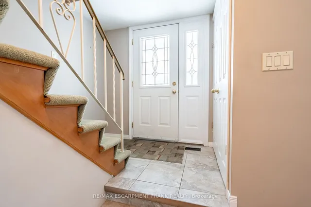 Additional property image - 83 Mountbatten Dr