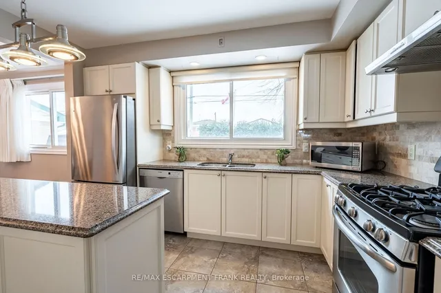 Additional property image - 83 Mountbatten Dr