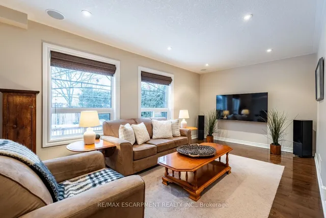 Additional property image - 75 Chatsworth Cres