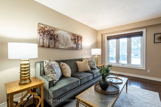 Additional property image - 75 Chatsworth Cres