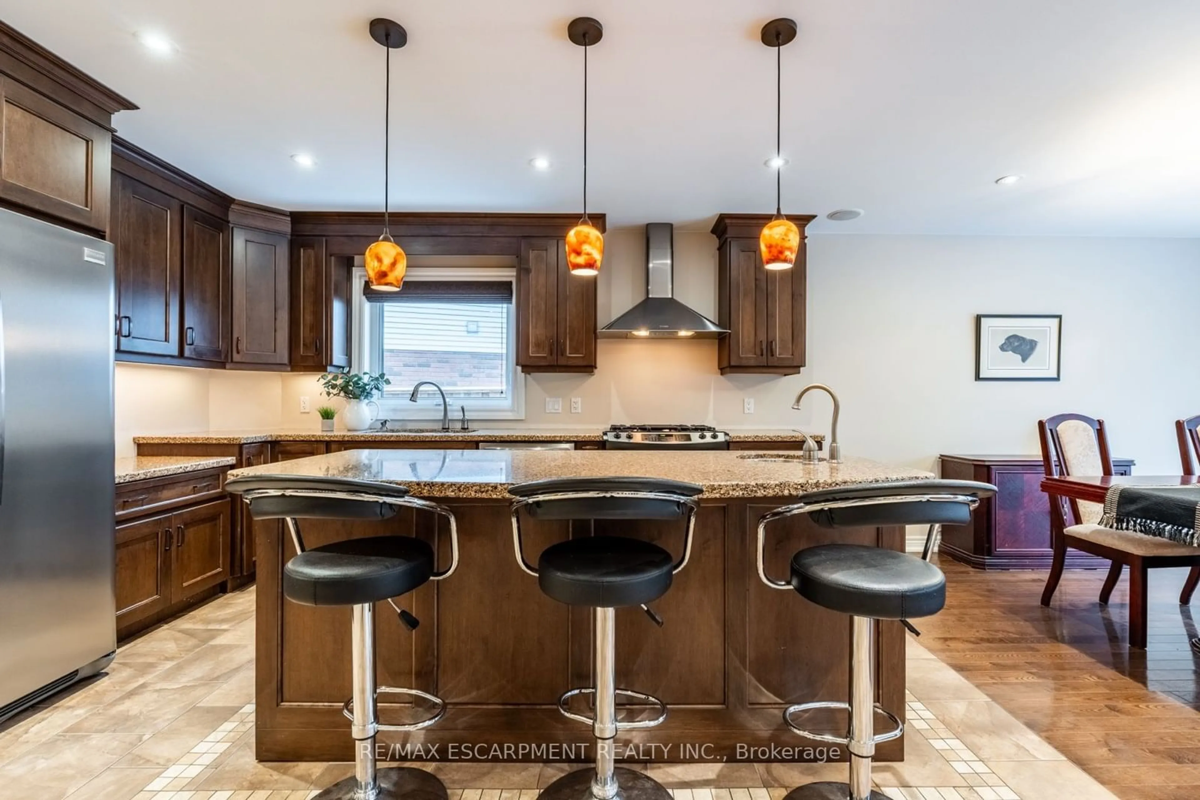 Contemporary kitchen, ceramic/tile floor for 75 Chatsworth Cres, Hamilton Ontario L8B 0N7