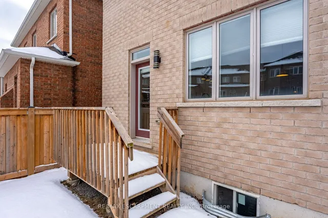 Additional property image - 266 Humphrey St
