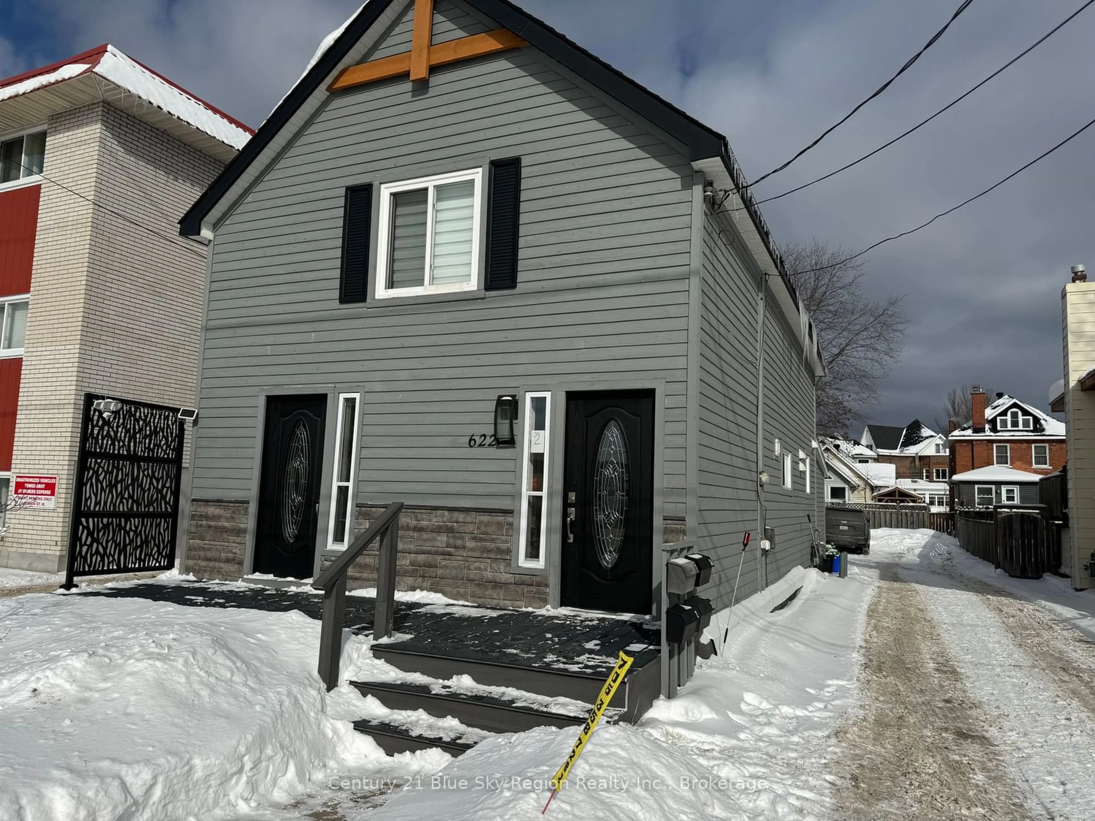 Unknown for 622 Main St, North Bay Ontario P1B 2V5