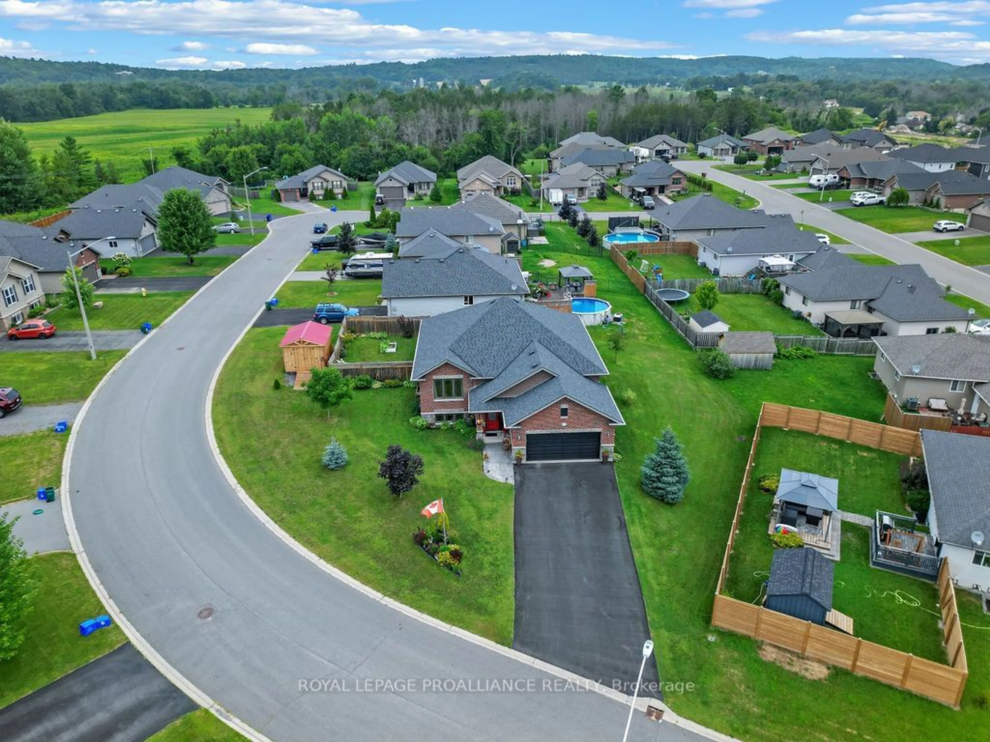 A pic from outside/outdoor area/front of a property/back of a property/a pic from drone, mountain view for 4 Ashwood Cres, Quinte West Ontario K0K 2C0