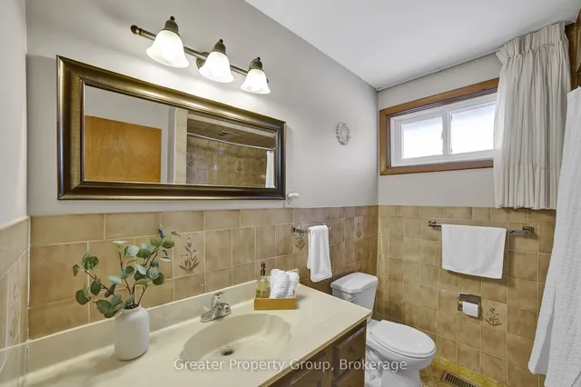 Additional property image - 285 Rainbow Dr
