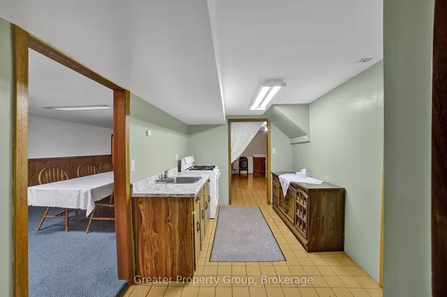 Additional property image - 285 Rainbow Dr