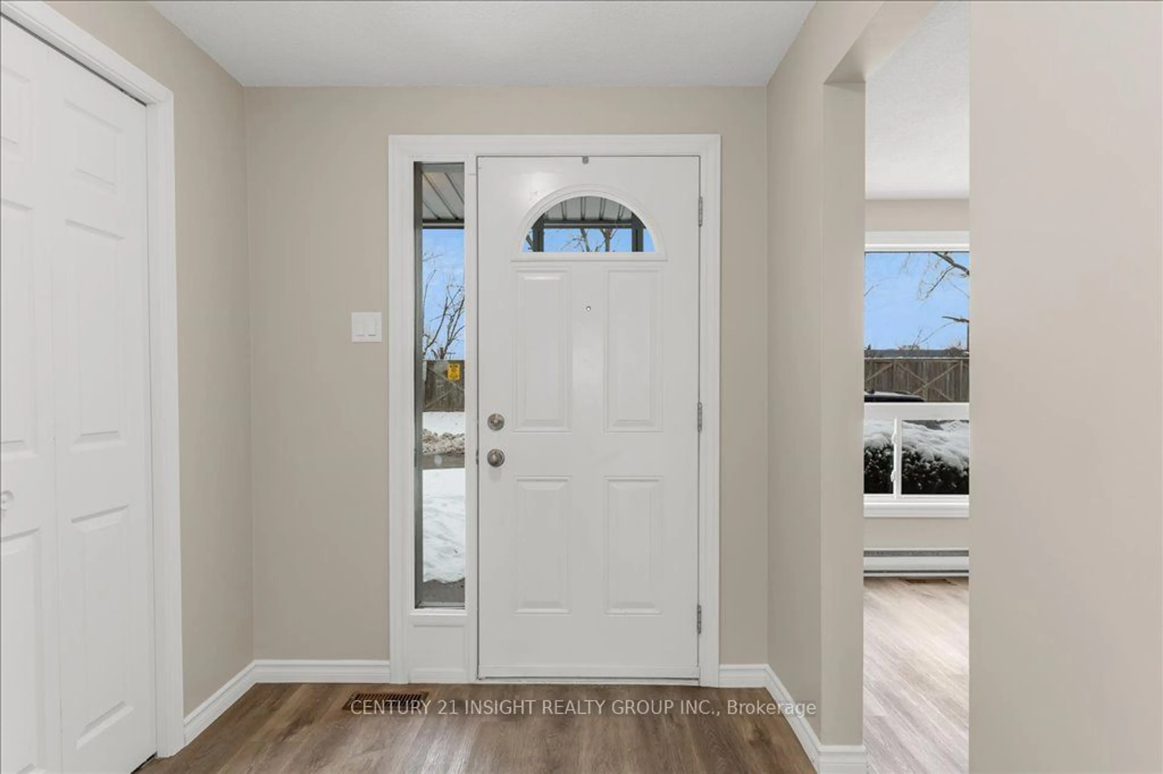 Indoor entryway for 482 Grey St #48, Brantford Ontario N3S 7S6