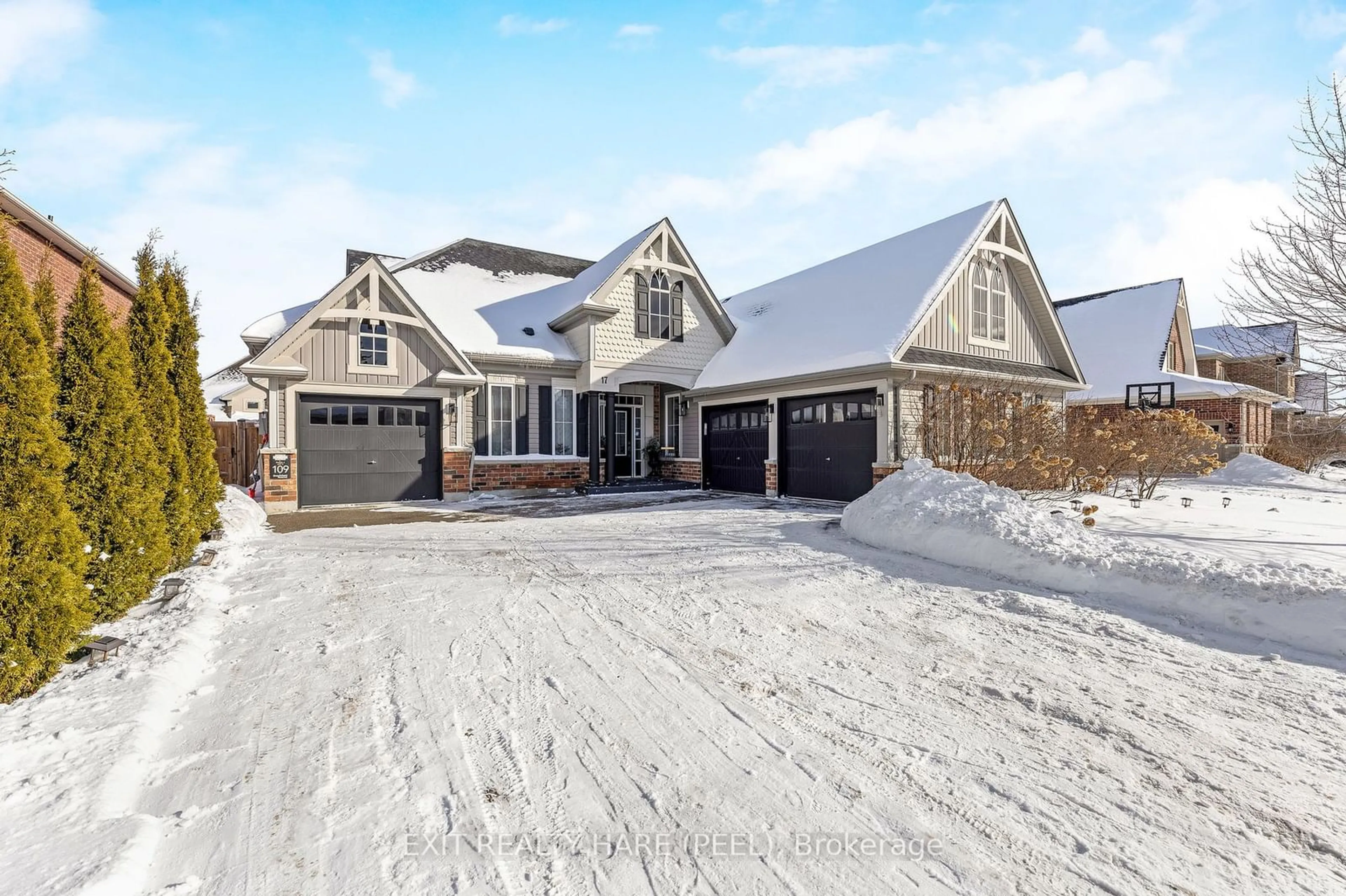 Home with brick exterior material, street for 17 Anderson Ave, Mono Ontario L9W 6W6