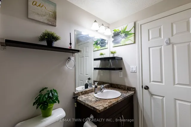 Additional property image - 38 Howe Dr Unit 6B