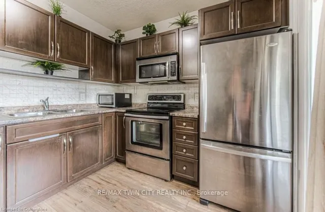 Additional property image - 38 Howe Dr Unit 6B