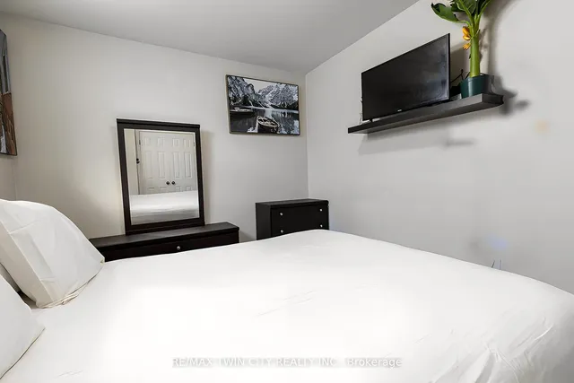 Additional property image - 38 Howe Dr Unit 6B