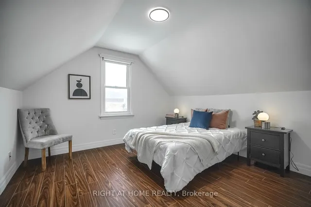 Additional image 3 of 108 King St