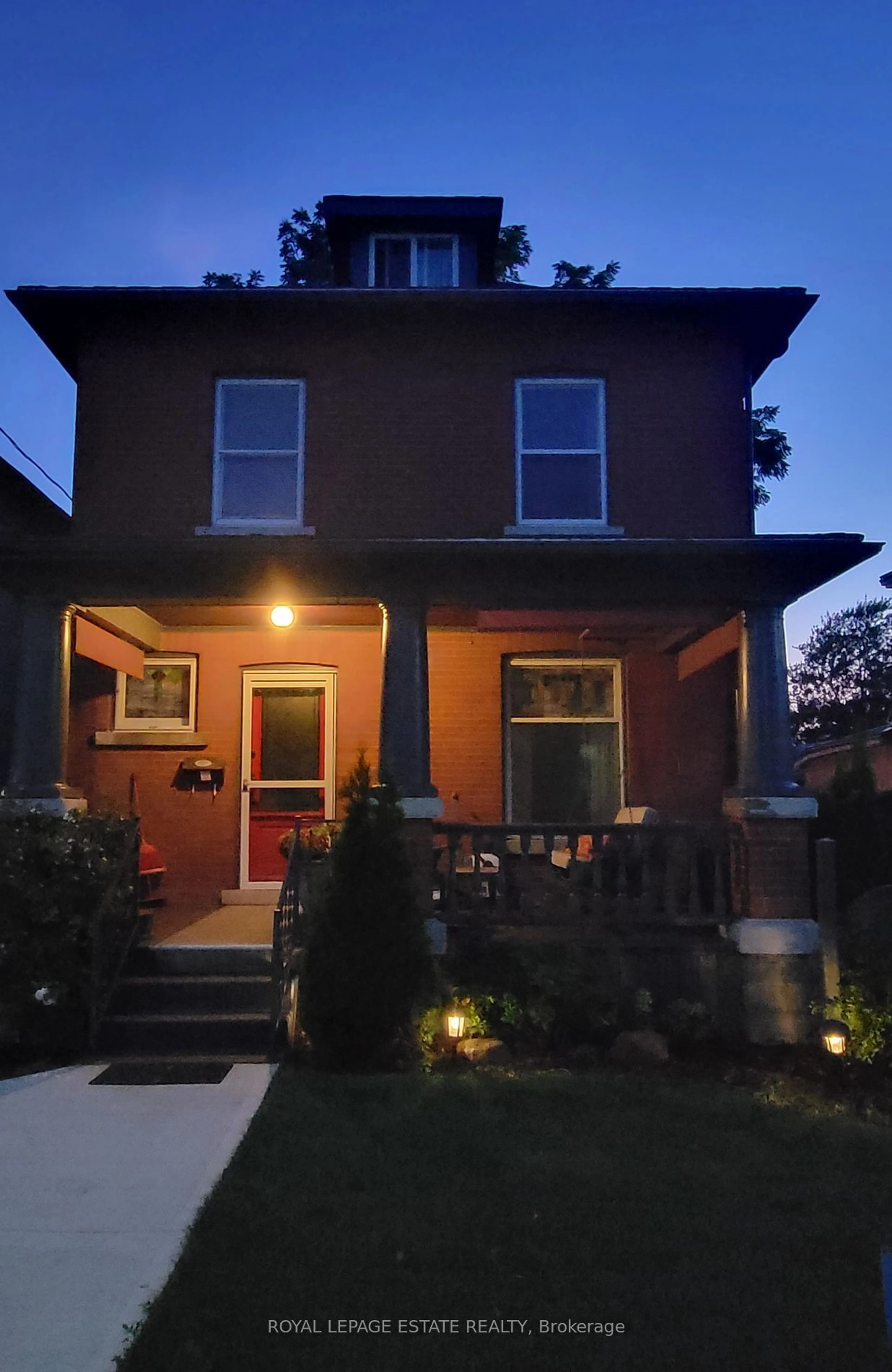 Home with brick exterior material, street for 17 Albina St, Welland Ontario L3C 1P2