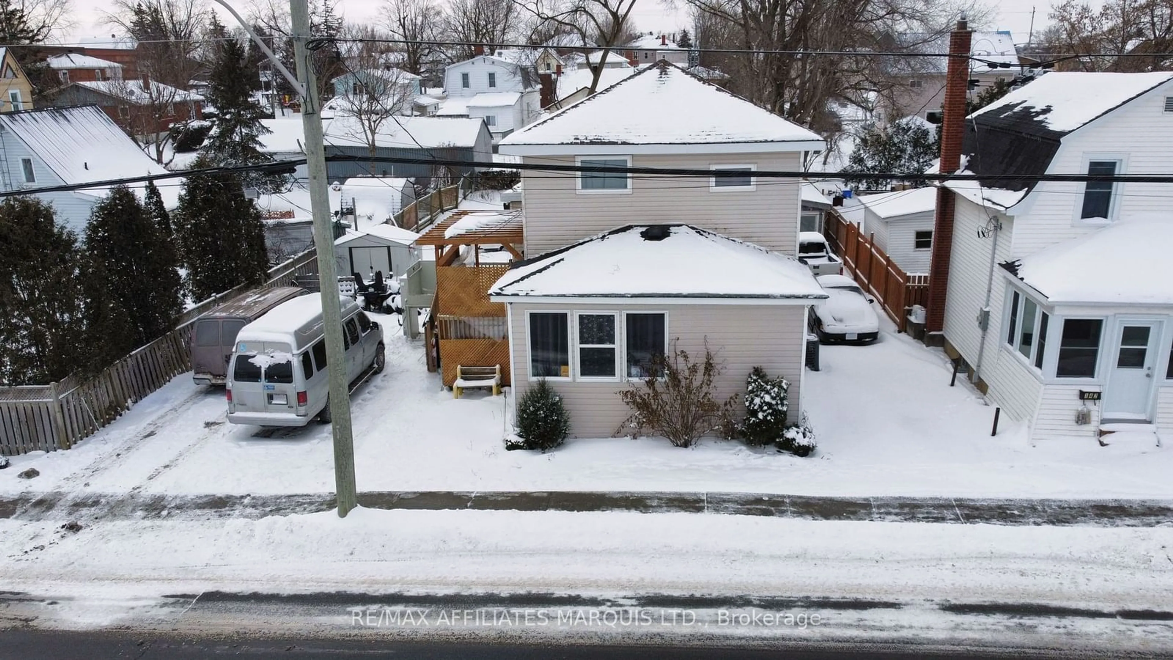 A pic from outside/outdoor area/front of a property/back of a property/a pic from drone, street for 146 Bishop St, North Glengarry Ontario K0C 1A0