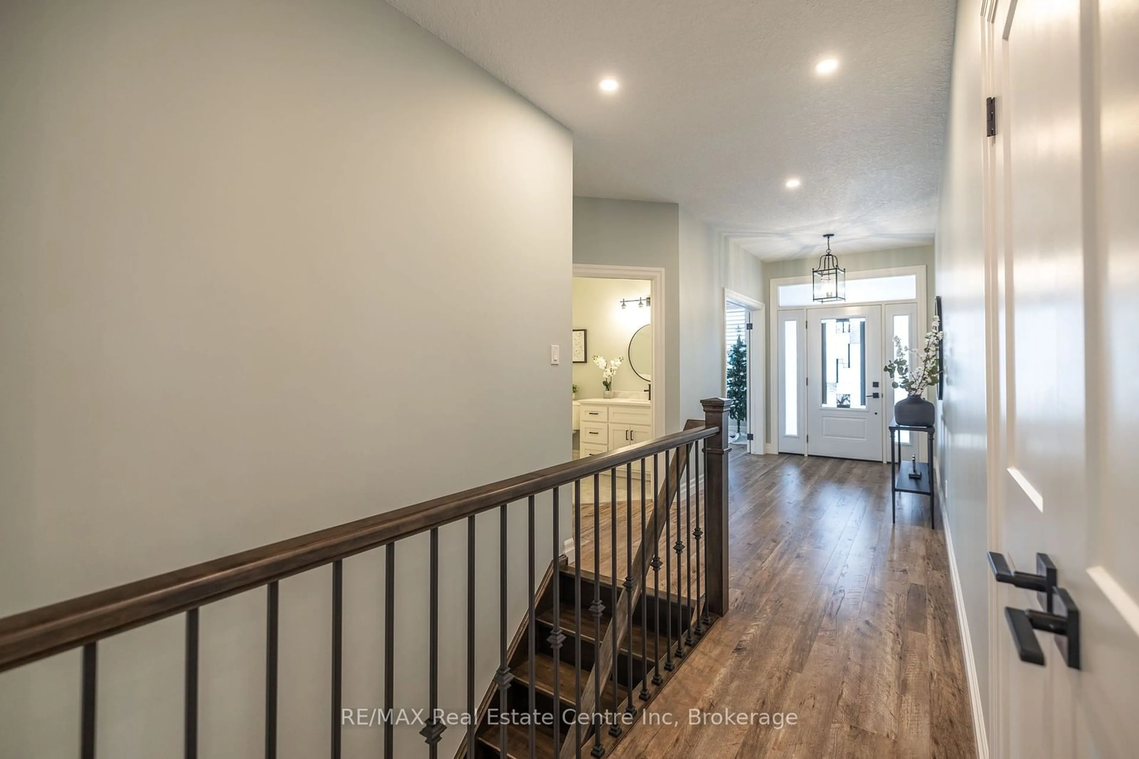 Indoor entryway for 430 Keeso Lane, North Perth Ontario N4W 0C3