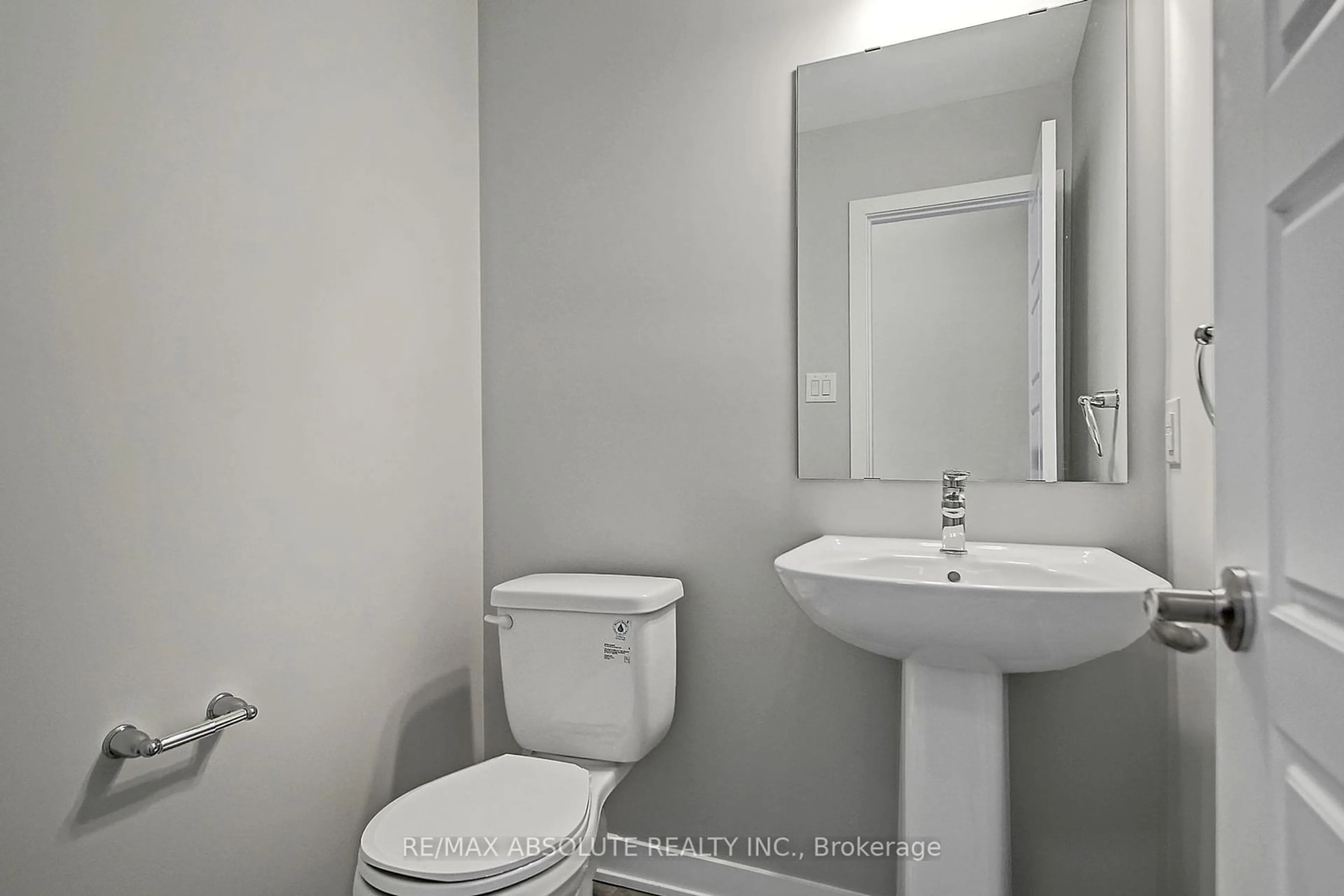 Standard bathroom, unknown for 1064 CURRAGLASS Walk, Stittsville - Munster - Richmond Ontario K2H 8S1