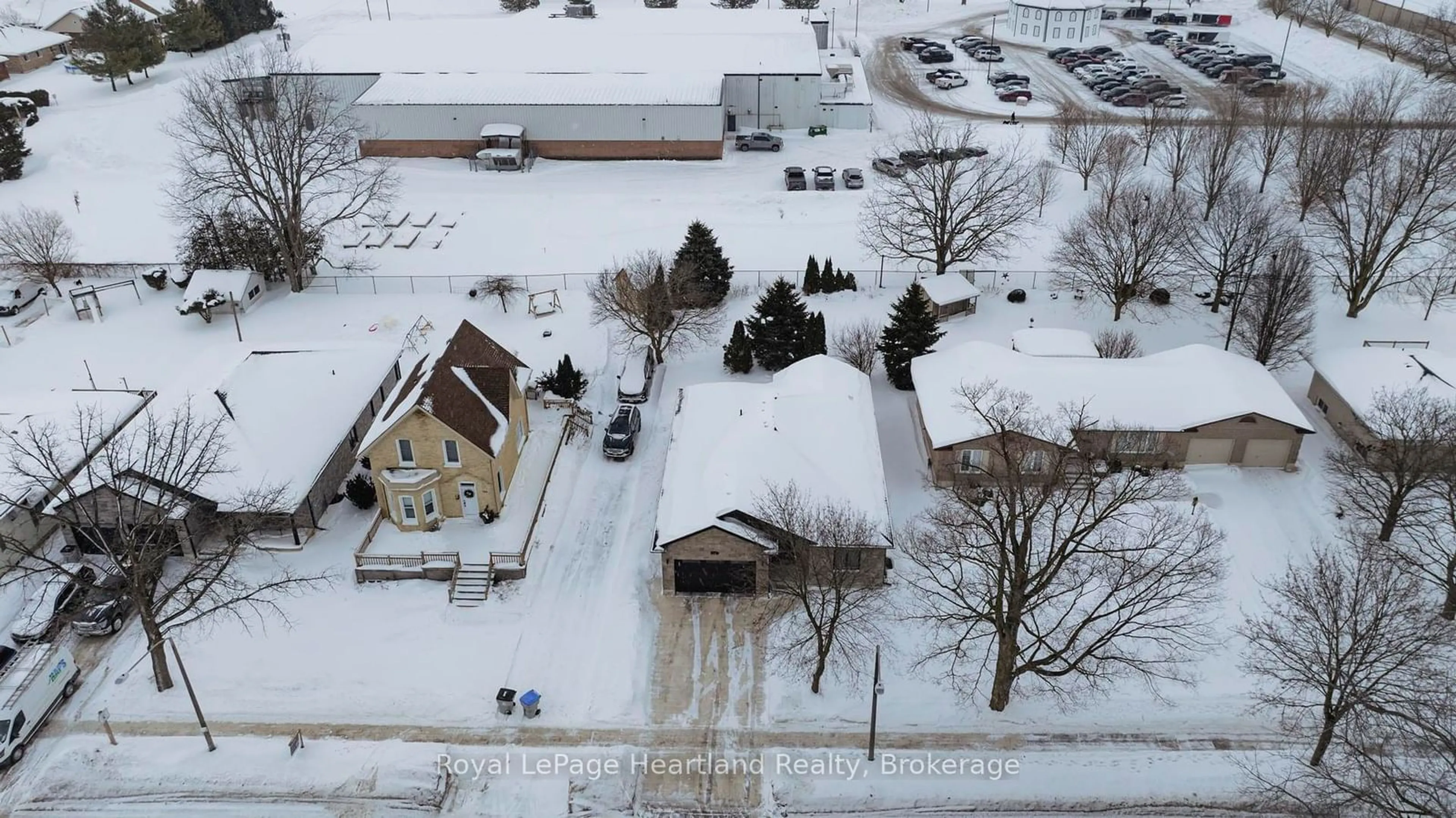 A pic from outside/outdoor area/front of a property/back of a property/a pic from drone, street for 144 Main St, Huron East Ontario N0K 1W0