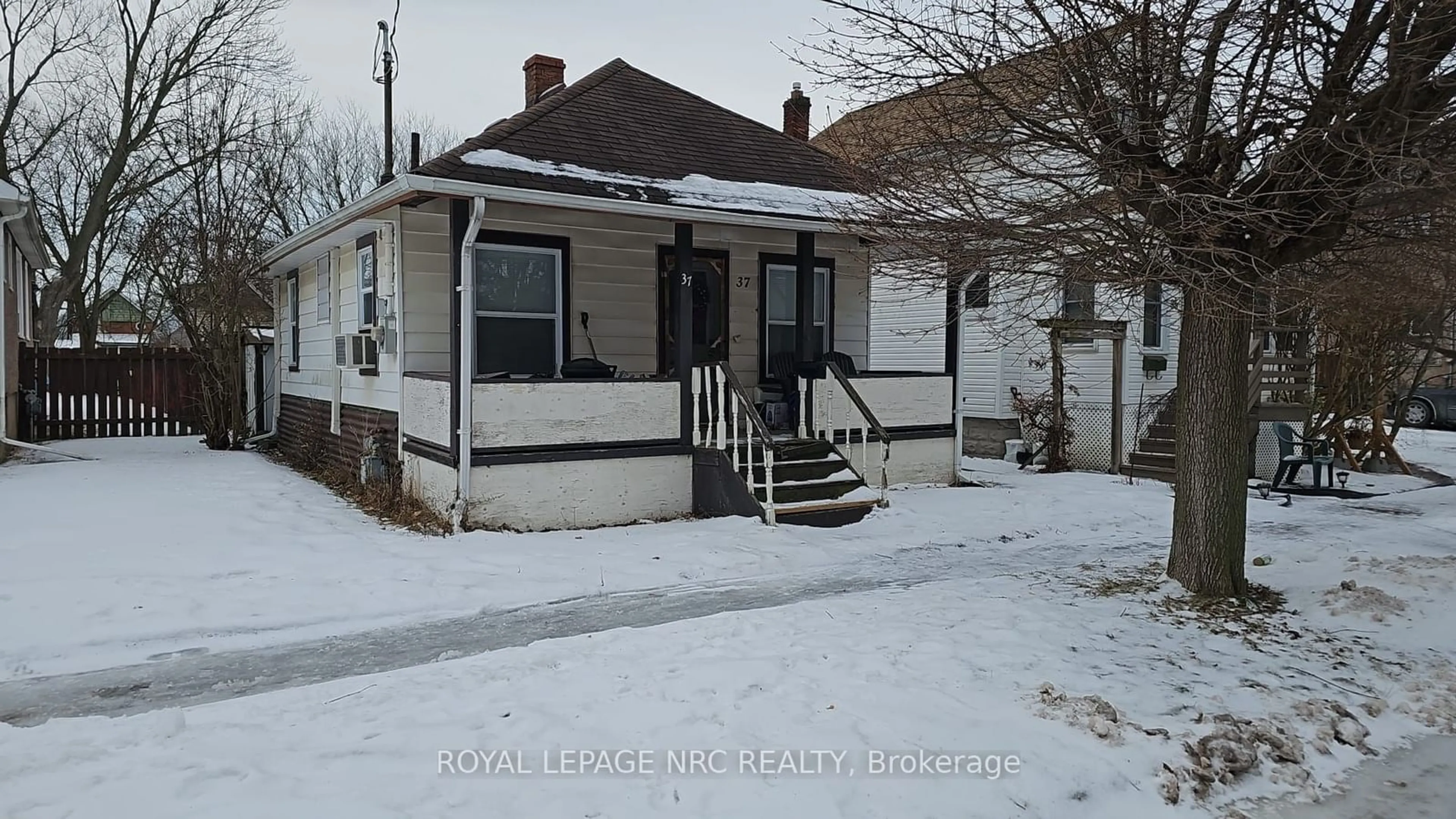 Unknown for 37 Cohoe St, Welland Ontario L3B 3V2