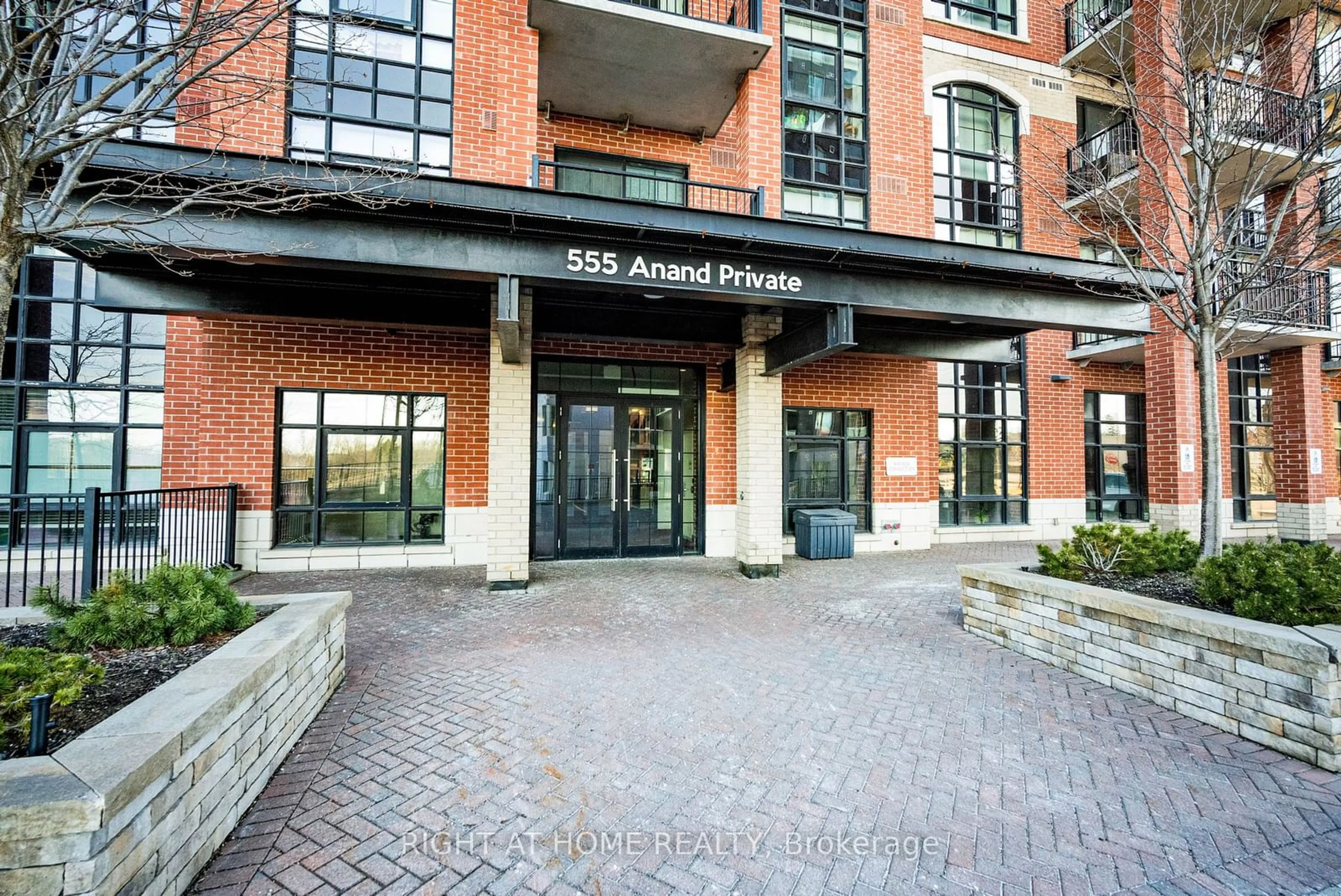 Indoor foyer for 555 Anand Private #706, Billings Bridge - Riverside Park and Area Ontario K1V 2R7