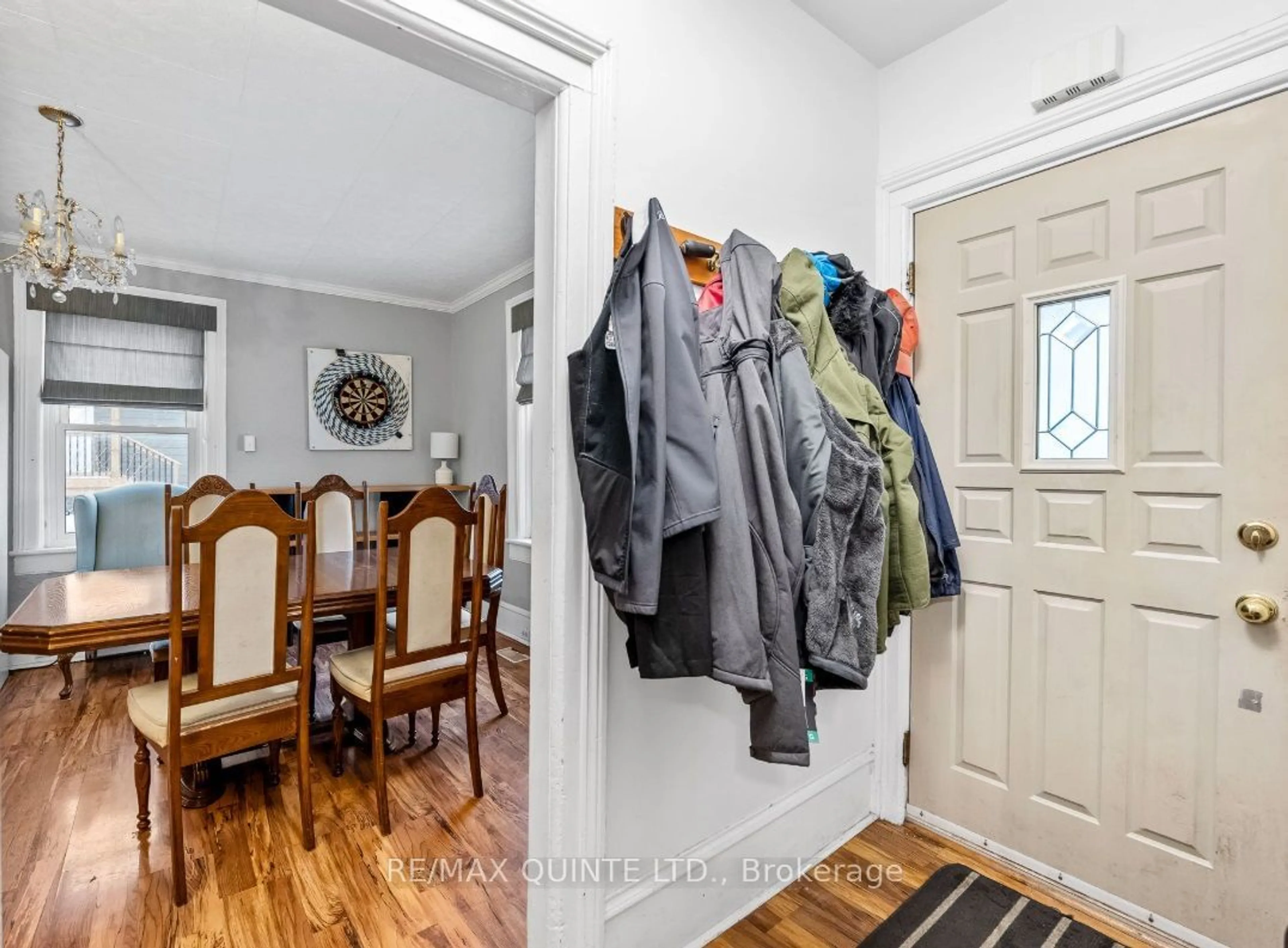 Indoor entryway for 49 Heber St, Quinte West Ontario K8V 1M8