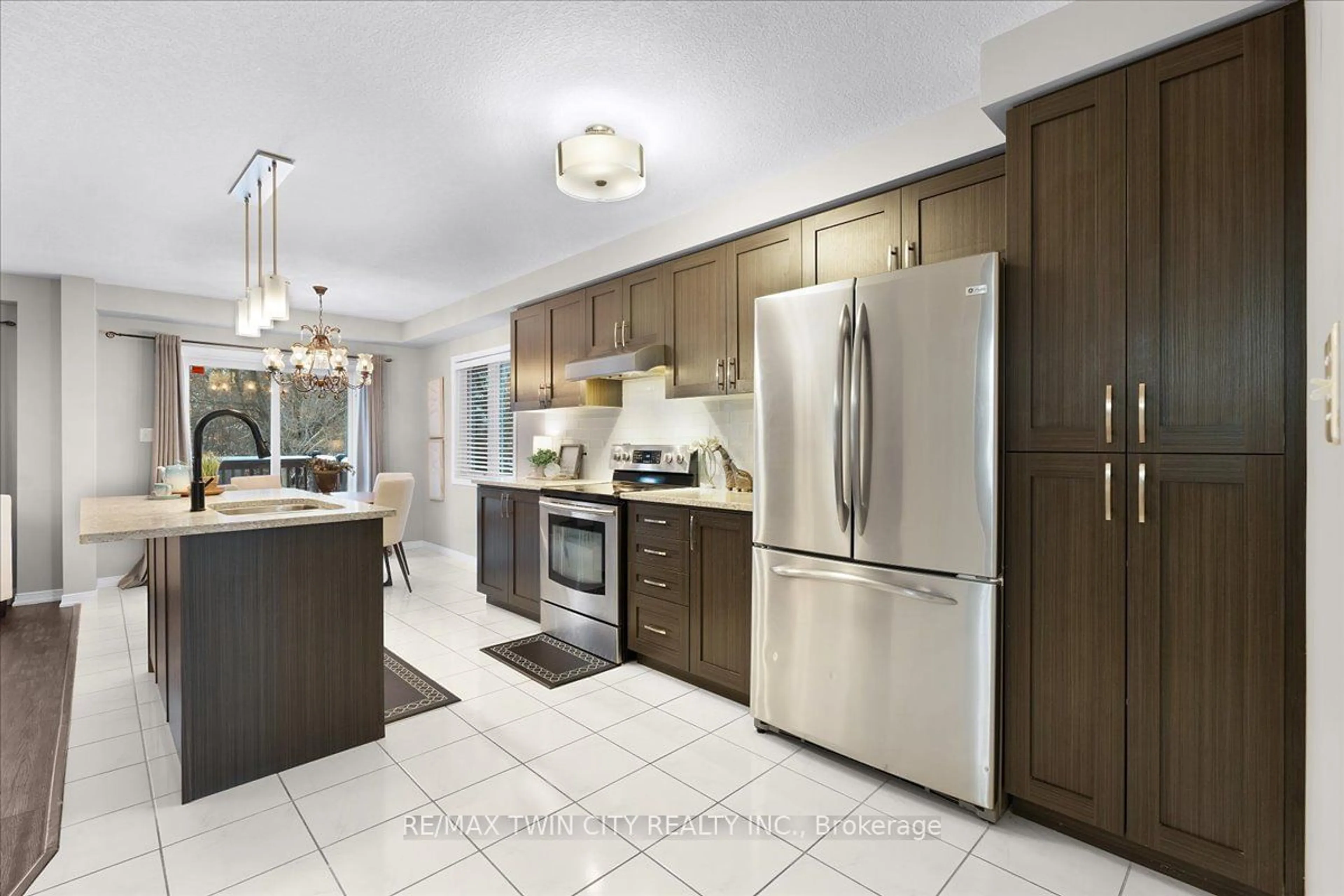 Open concept kitchen, ceramic/tile floor for 149 Maitland St, Kitchener Ontario N2R 0C2