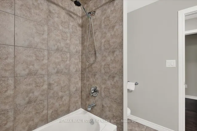 Additional property image - 94 IRWIN Ave