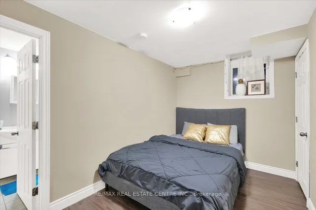 Additional property image - 94 IRWIN Ave