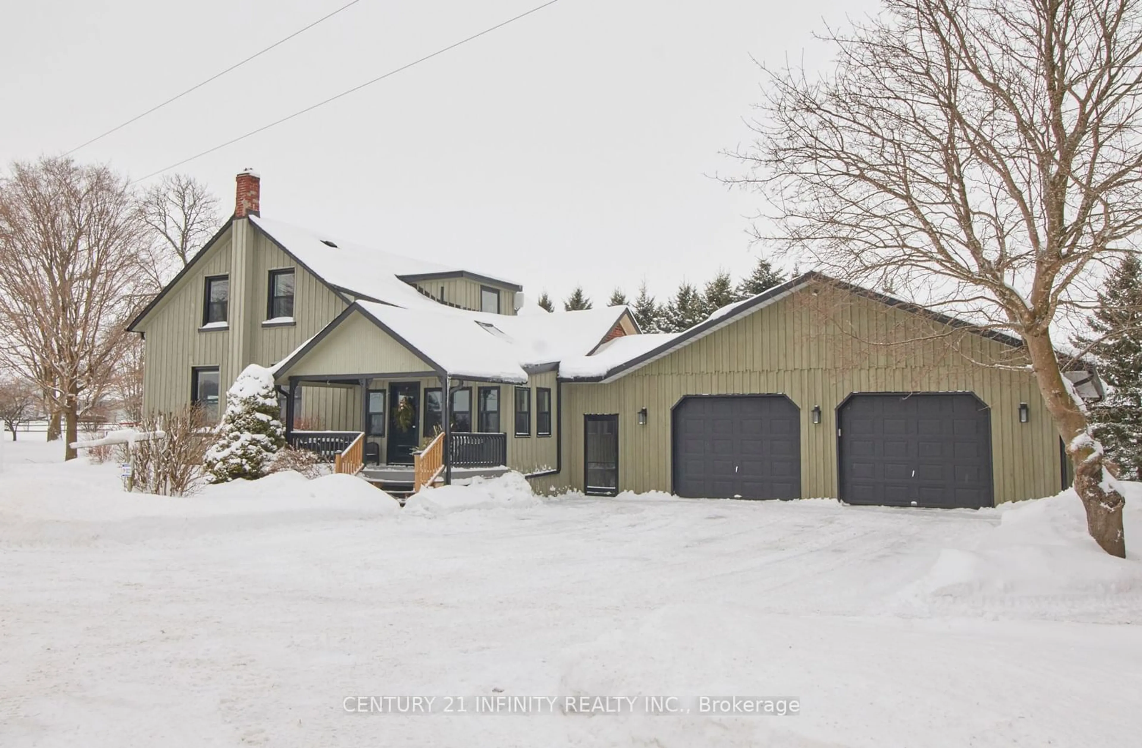 A pic from outside/outdoor area/front of a property/back of a property/a pic from drone, street for 4922 Sully Rd, Hamilton Township Ontario K0K 2E0