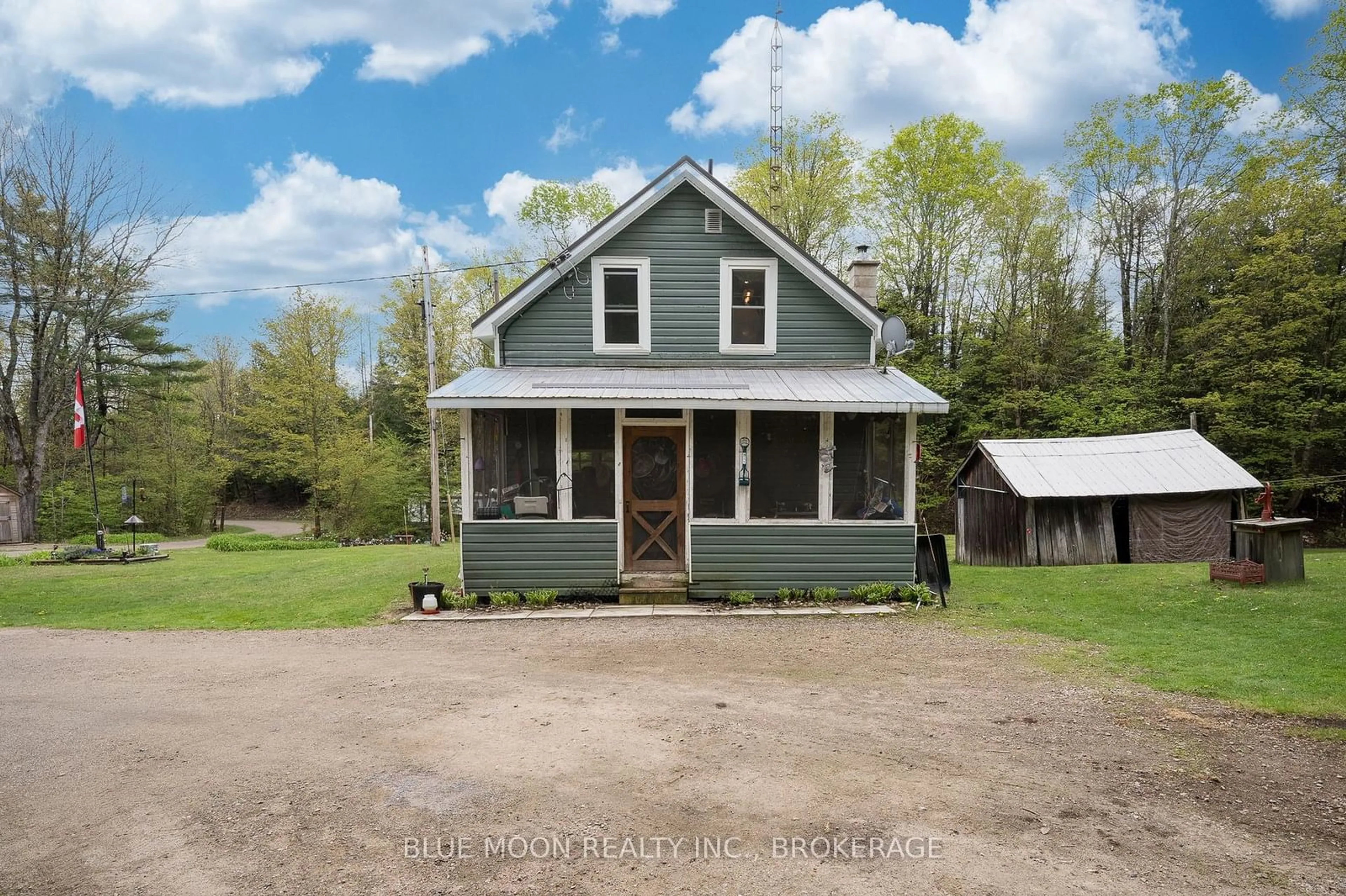 A pic from outside/outdoor area/front of a property/back of a property/a pic from drone, building for 1108 SOUTH Rd, North Frontenac Ontario K0H 1K0