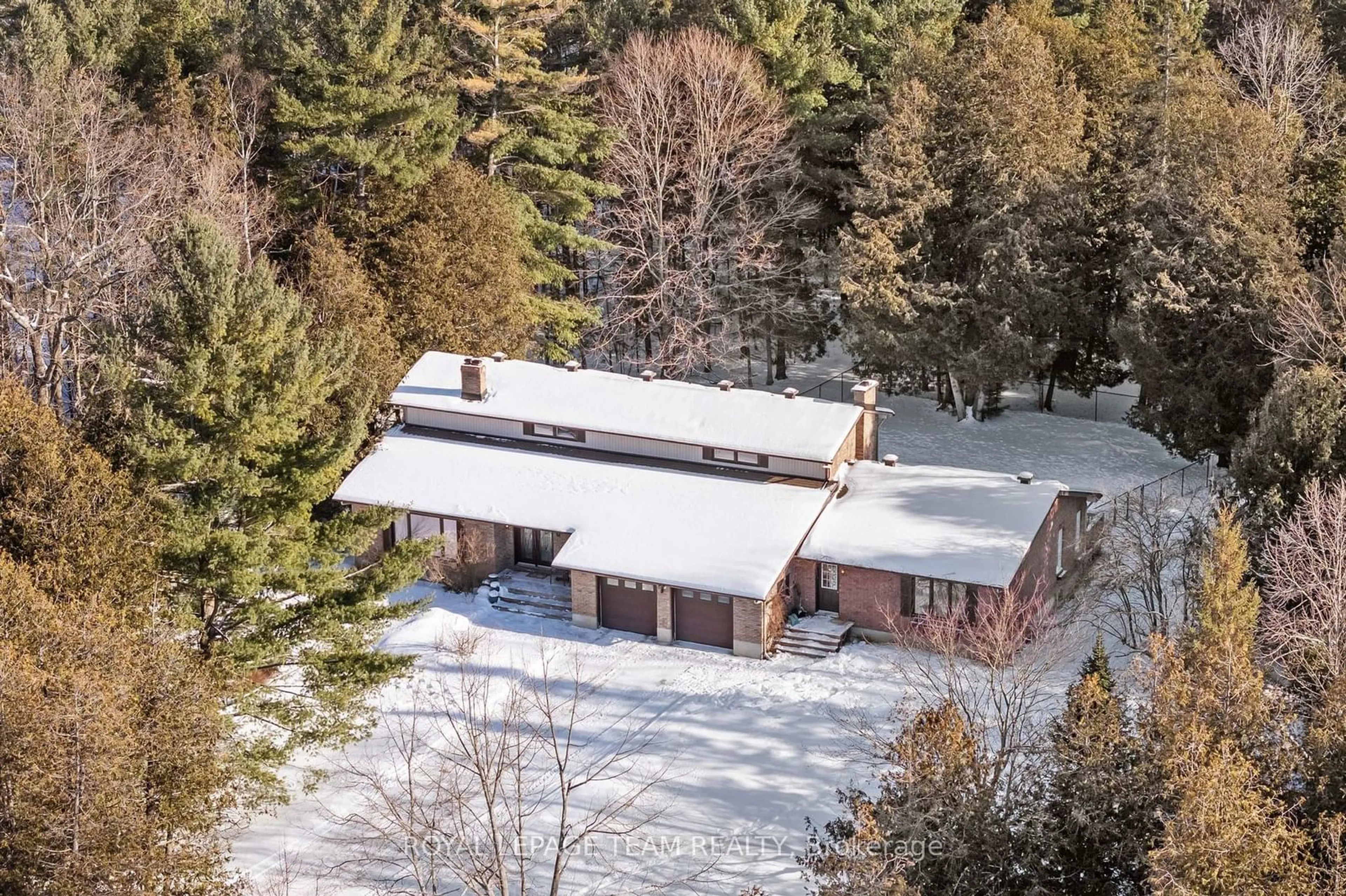 A pic from outside/outdoor area/front of a property/back of a property/a pic from drone, unknown for 132 MANION Rd, Carp - Huntley Ward Ontario K0A 1L0