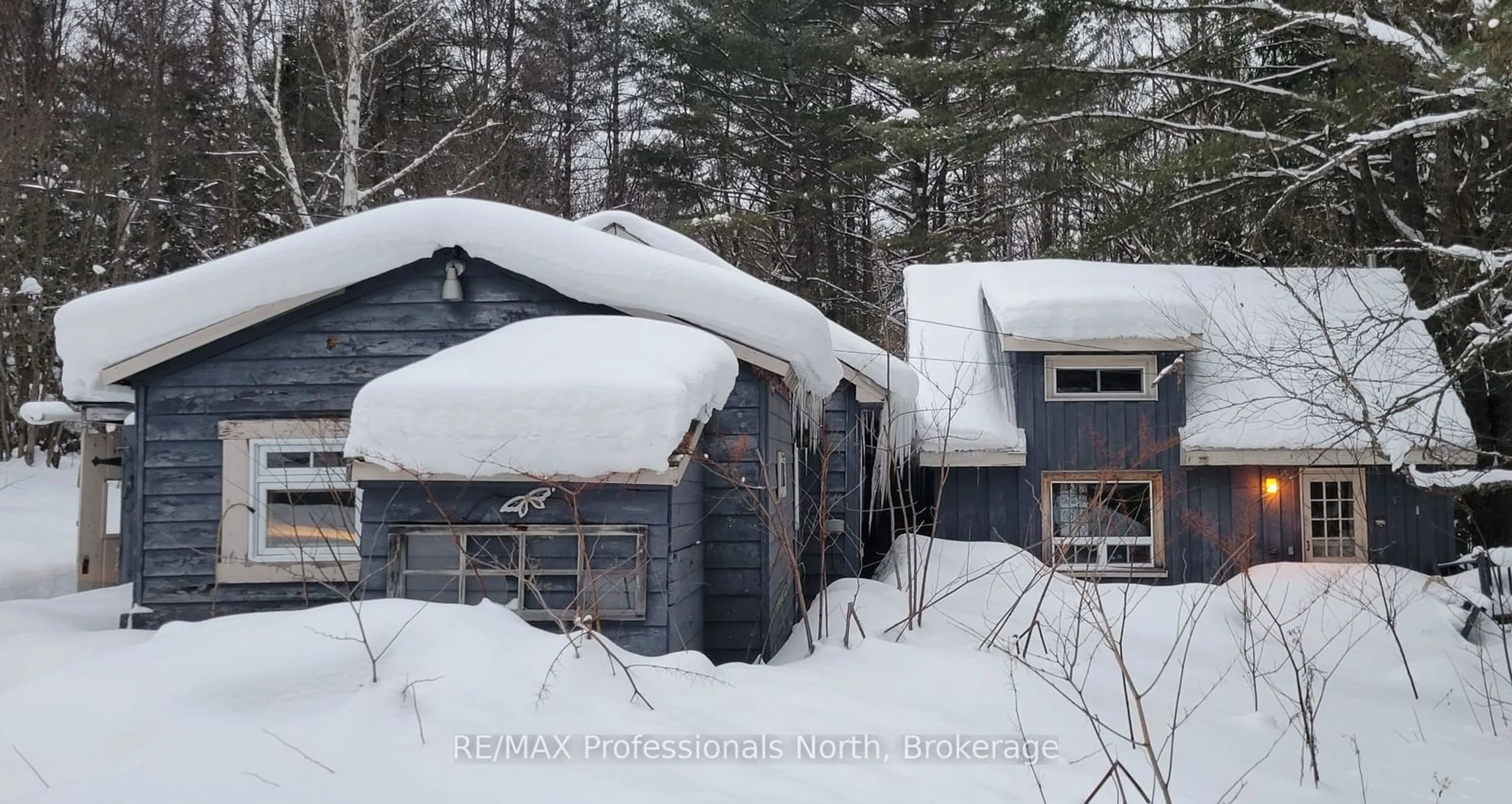 Shed for 2007 Brunel Rd, Huntsville Ontario P1H 2J3