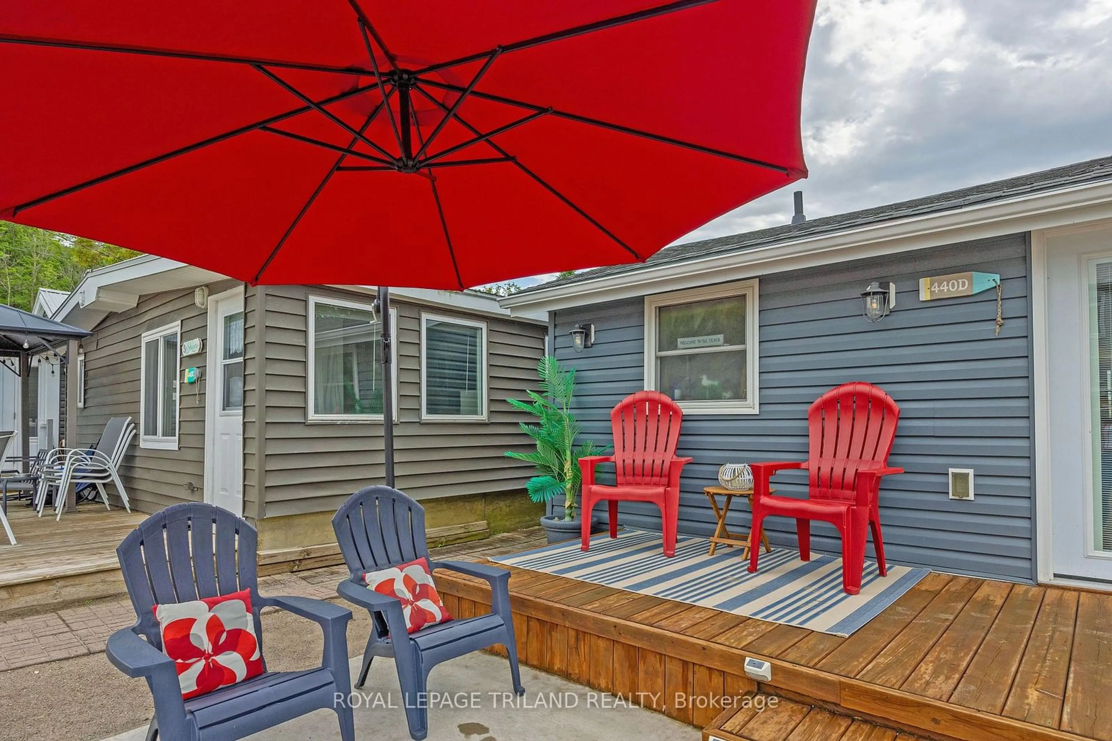 Patio, street for 440 West Edith Cavell Blvd #D, Central Elgin Ontario N5L 1G8