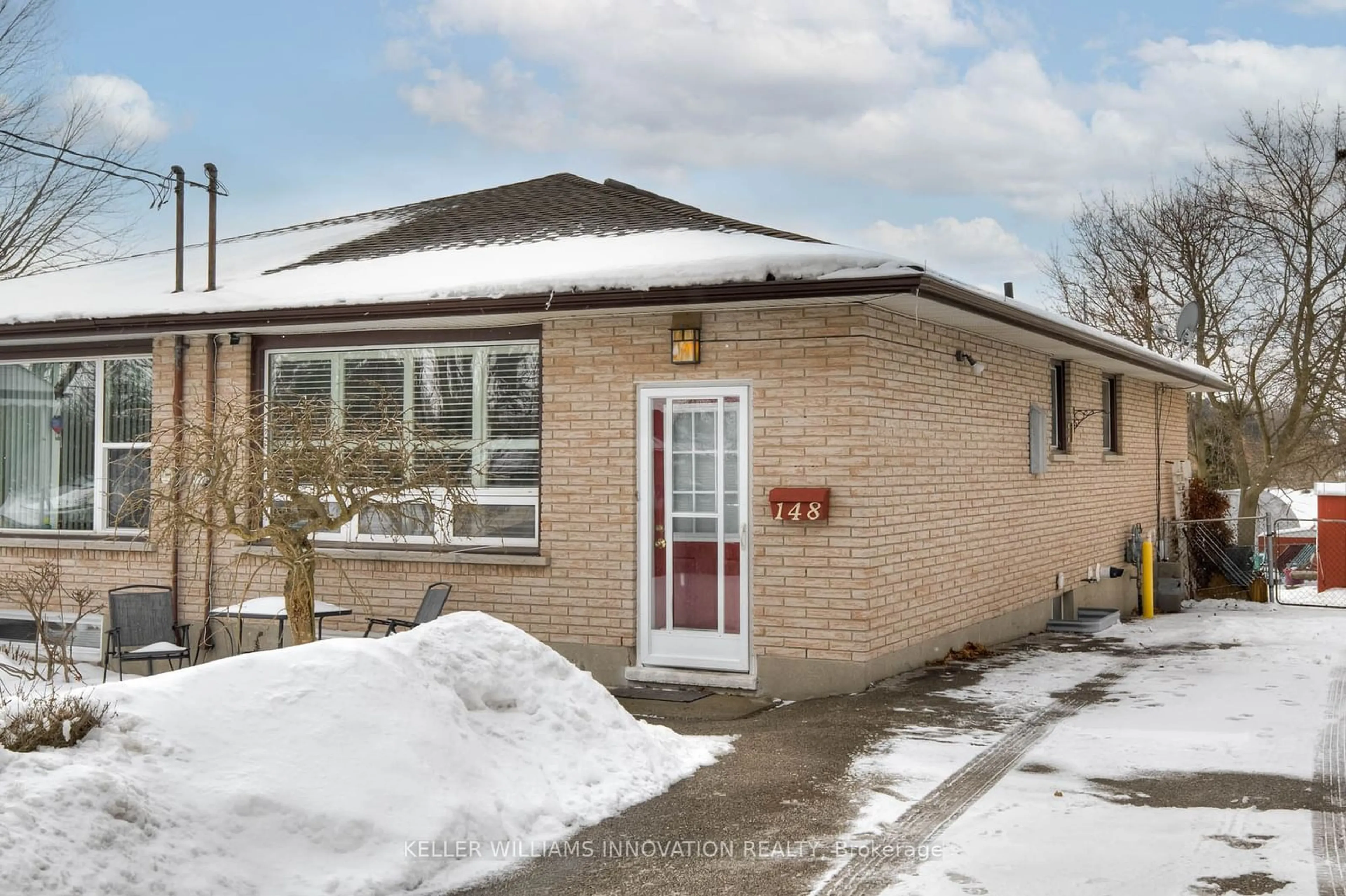 Home with brick exterior material, building for 148 East Park Dr, Woodstock Ontario N4S 3N2