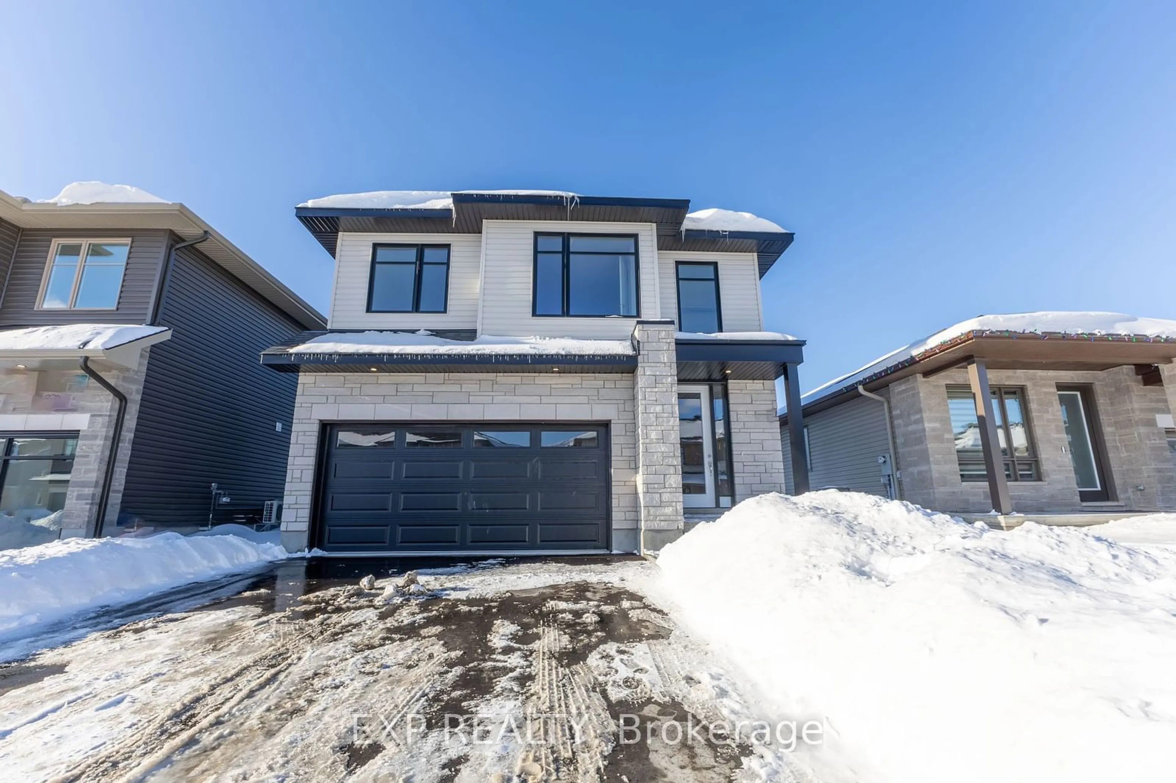 Home with brick exterior material, street for 153 Craig Duncan Terr, Stittsville - Munster - Richmond Ontario K2S 3C4