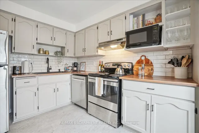Additional property image - 432 Main St Unit 504