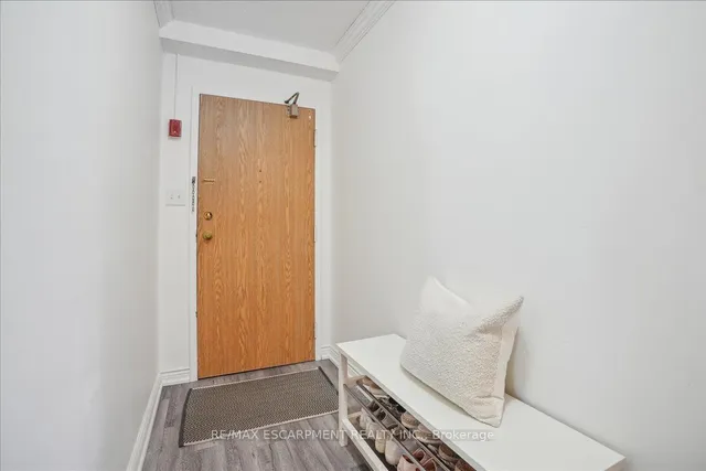 Additional property image - 432 Main St Unit 504