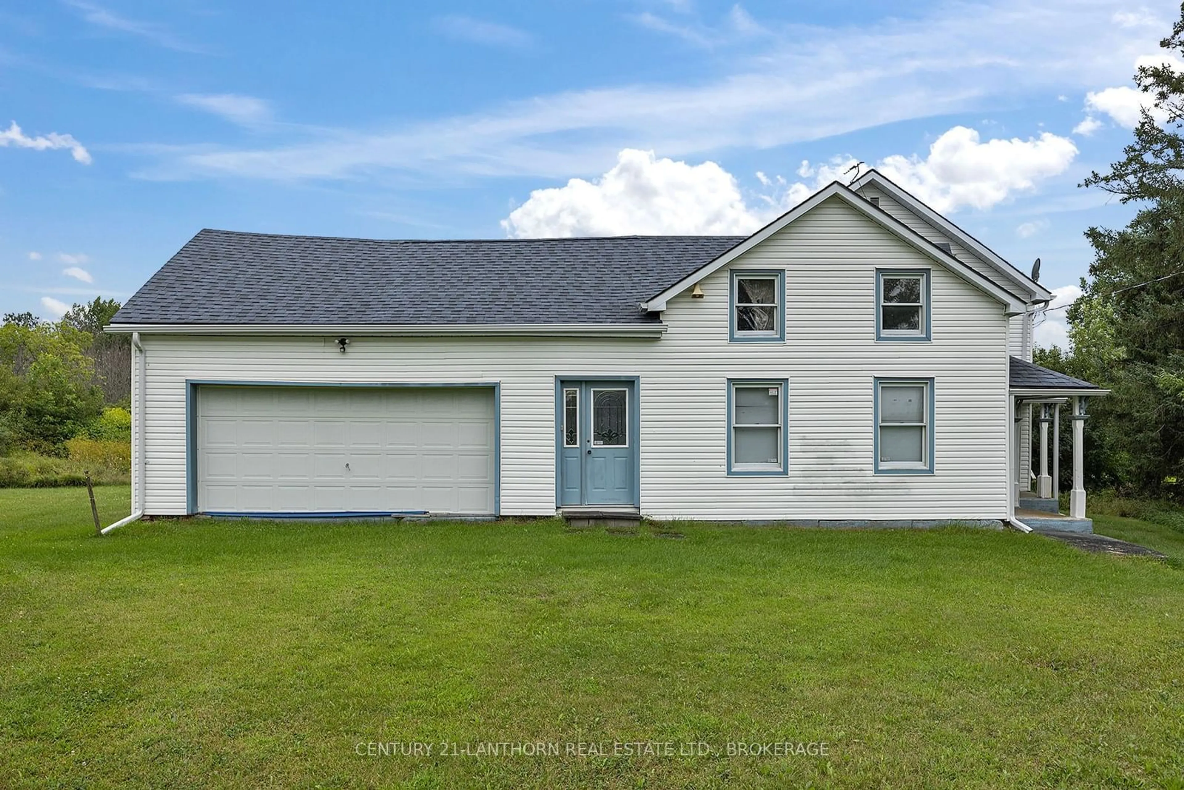 Home with vinyl exterior material, building for 38 FITCHETT Rd, Greater Napanee Ontario K7R 3K8