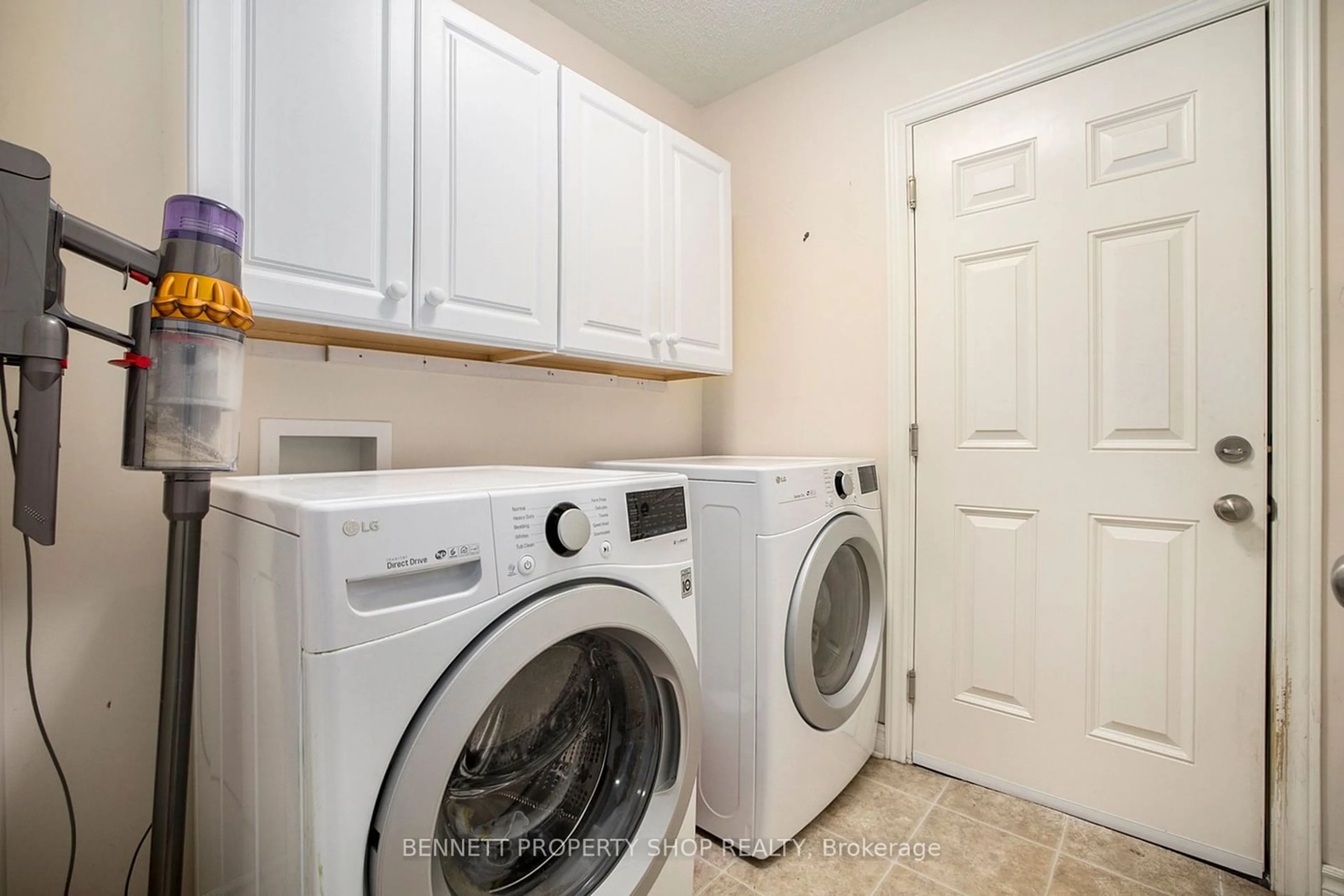 Laundry room for 32 Johanna St, Almonte Ontario K0A 1A0