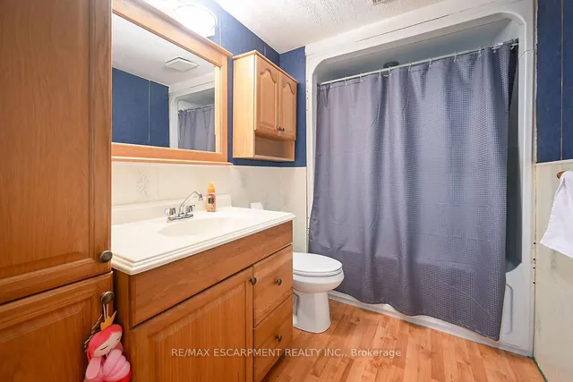 Additional property image - 105 Lilacside Dr